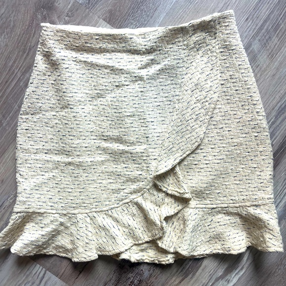 Express Dresses & Skirts - NWT Express skirt. Size small